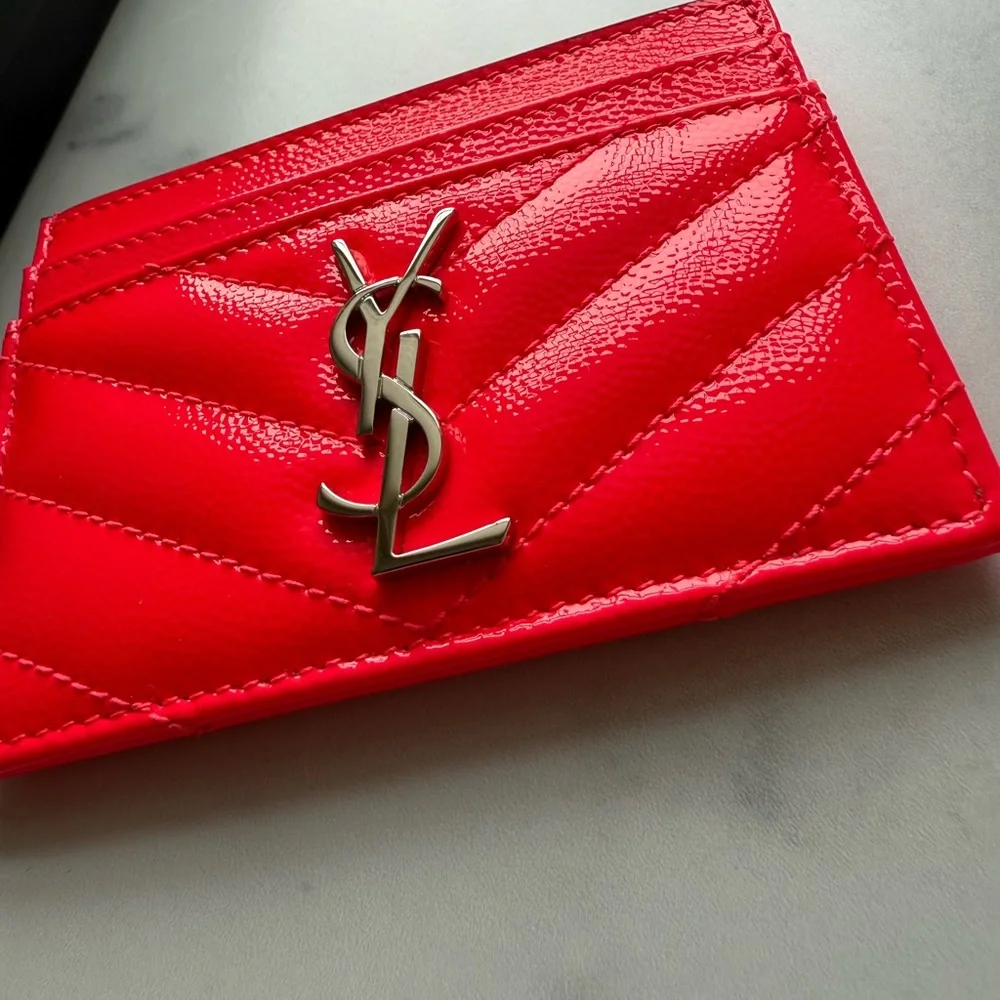 YSL Yves Saint Laurent Neon Pink Card Holder - Picture 2 of 4